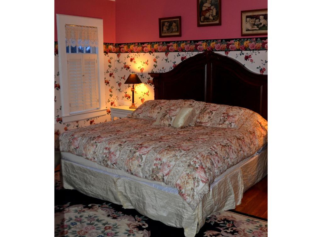 Union Gables (Adults Only) Hotel Саратога Спрингс Стая снимка