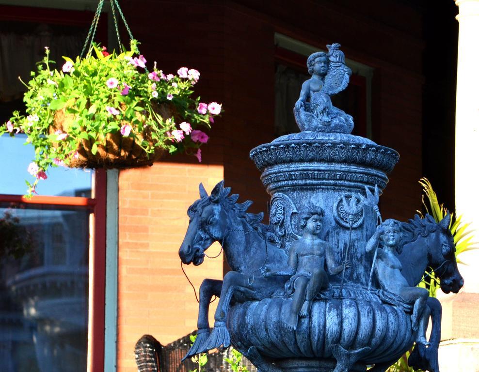 Union Gables (Adults Only) Hotel Саратога Спрингс Екстериор снимка